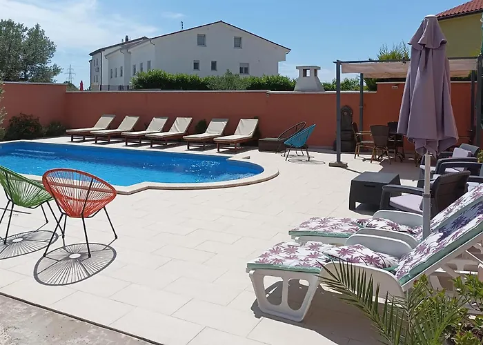 Stunning Apartment In Pula With Wifi