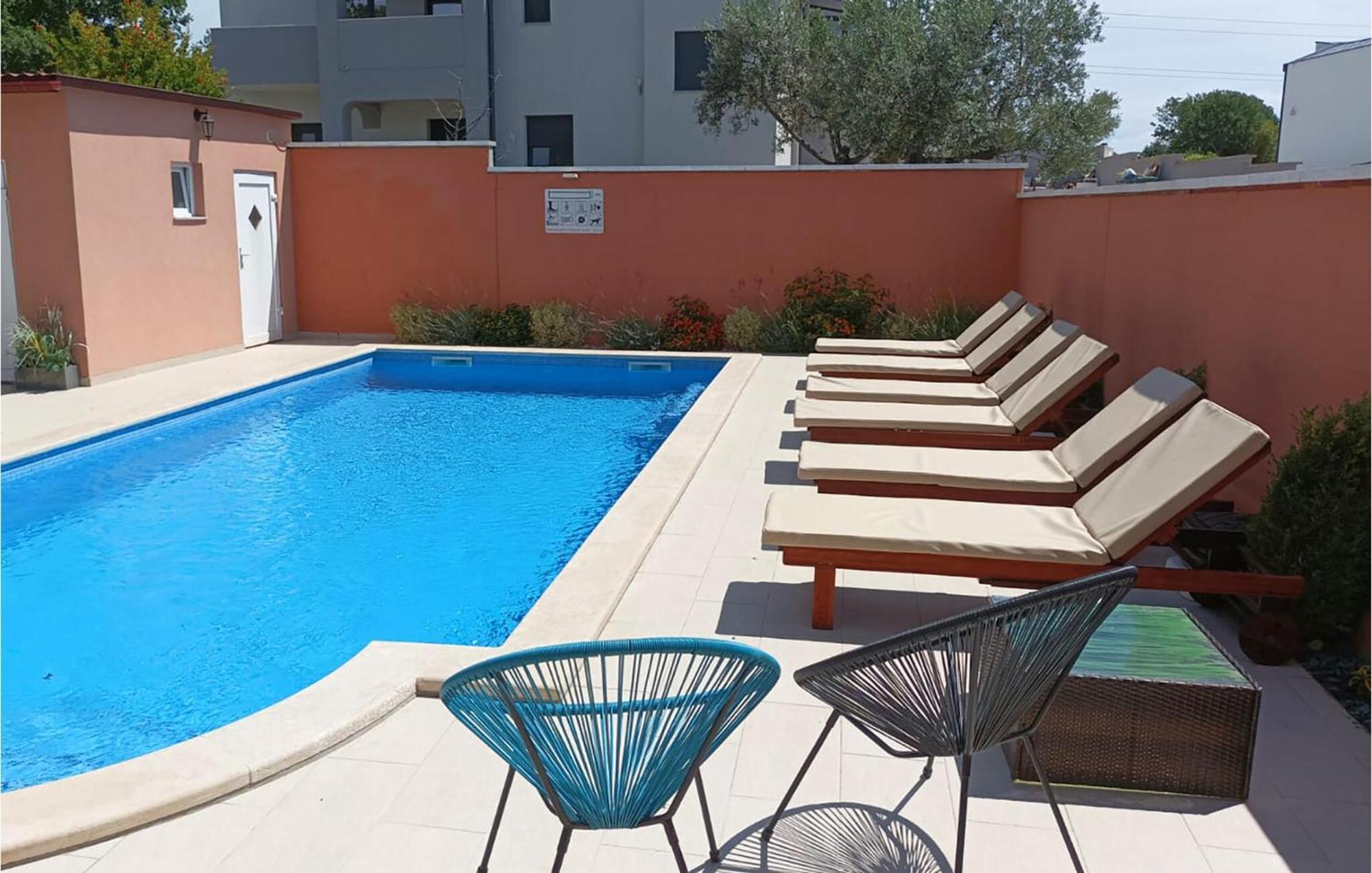 Stunning In With Wifi Apartman Pula
